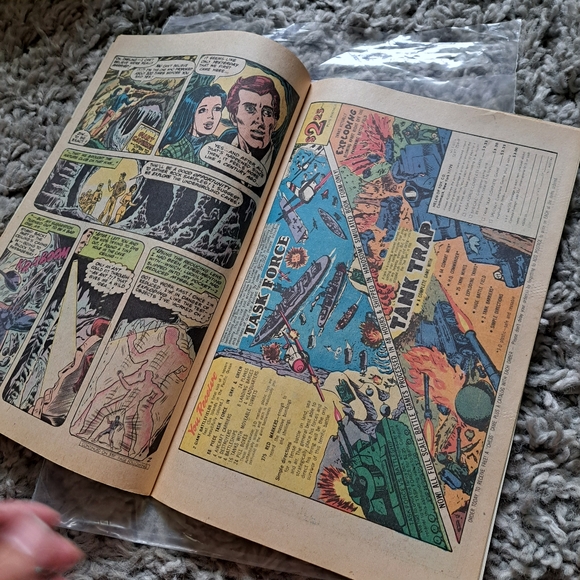 Superman's Action Comics DC No. 487 - Picture 7 of 8